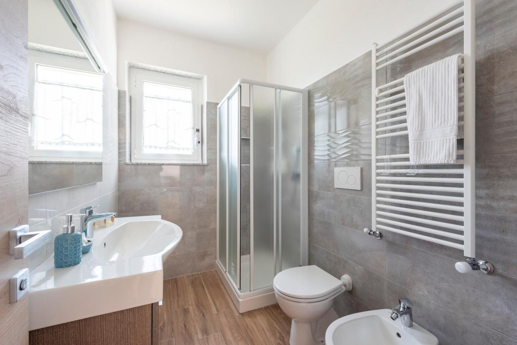 Joivy Villa Guanna - Charming Flat With Garden Bracco Екстер'єр фото