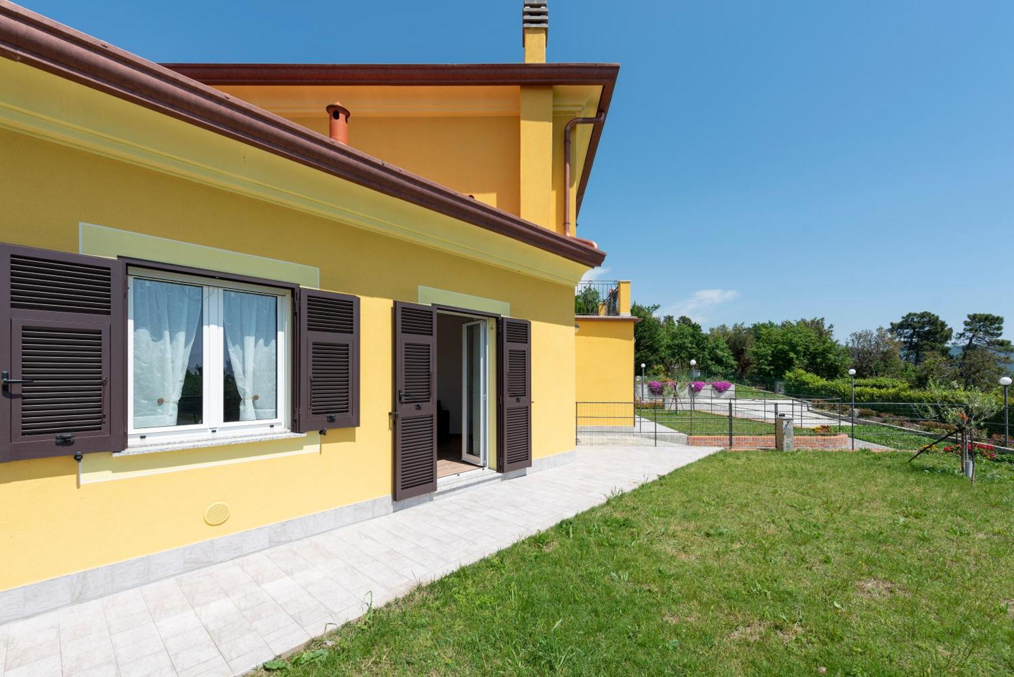Joivy Villa Guanna - Charming Flat With Garden Bracco Екстер'єр фото