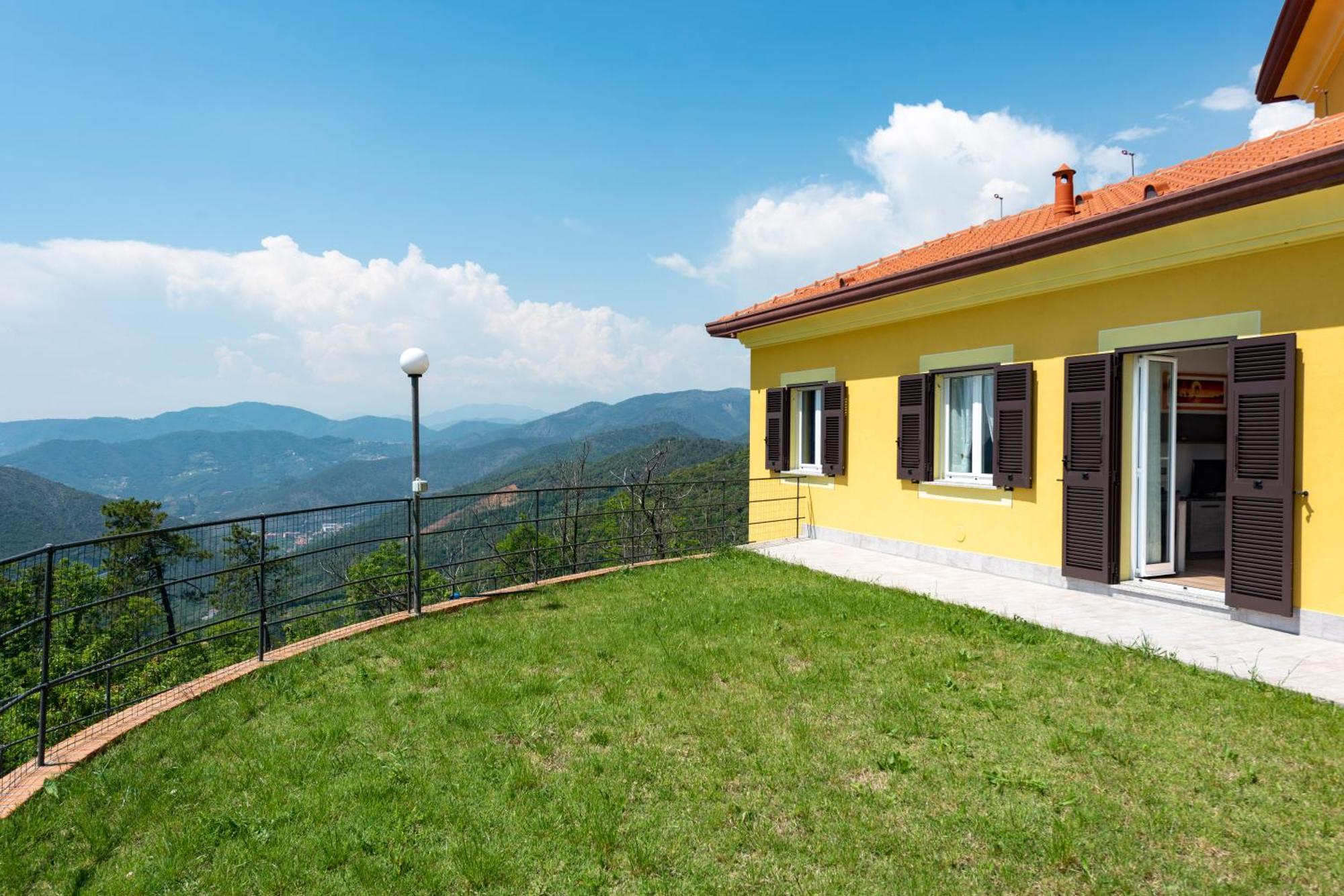Joivy Villa Guanna - Charming Flat With Garden Bracco Екстер'єр фото